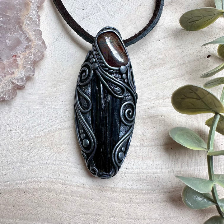 Handmade necklace with vivianite and boulder opal