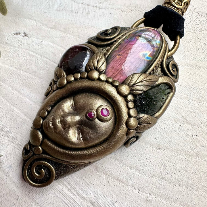 Crystal necklace designed for spiritual awakening and feminine strength