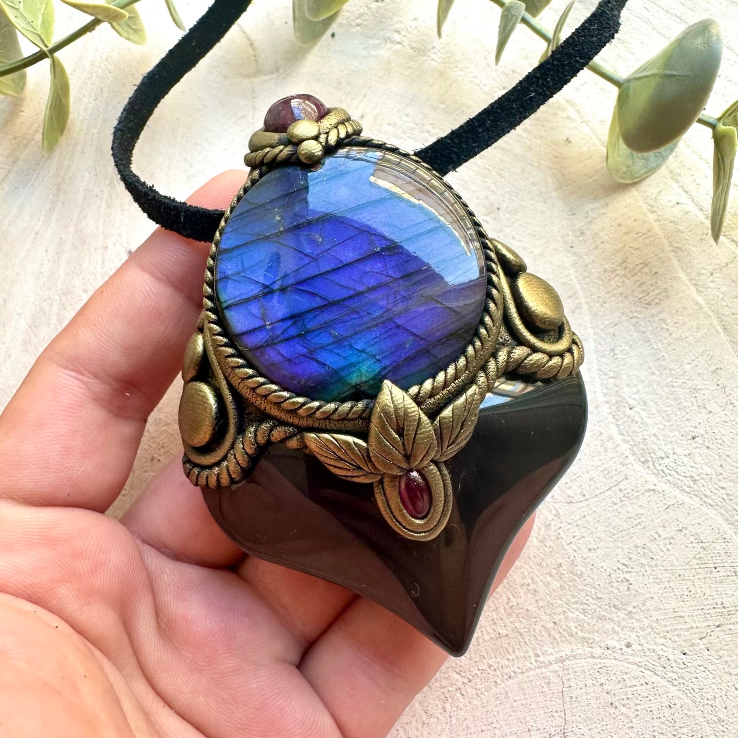 Handmade crystal necklace designed for meditation, mindfulness and positive energy.